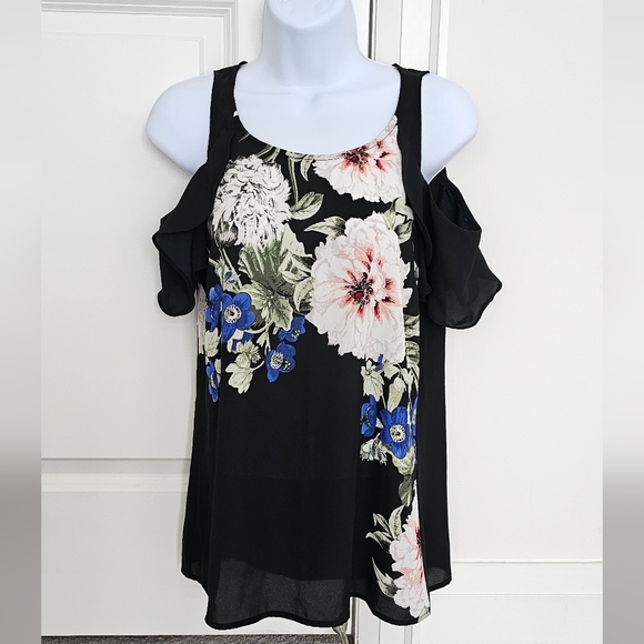 LE CHÂTEAU Floral Print Cold Shoulder Blouse - Picture 1 of 6